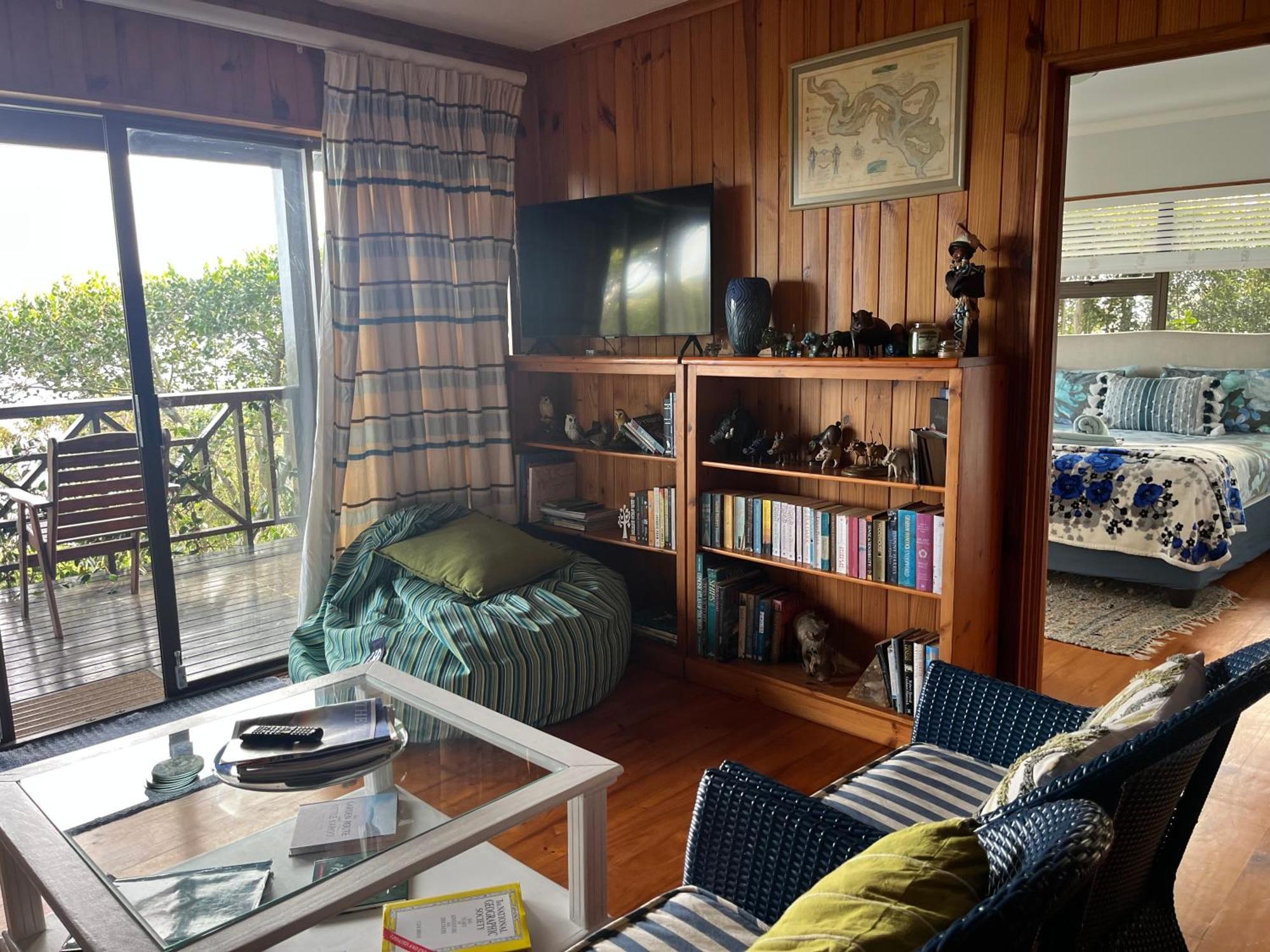 Peaceful Guest Suite With Balcony Views And Garden Setting Brenton-on-Sea Extérieur photo
